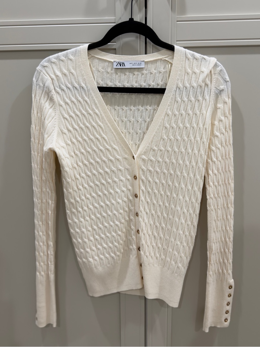 Zara Ivory Cable-Knit V-Neck Cardigan with Button Cuffs